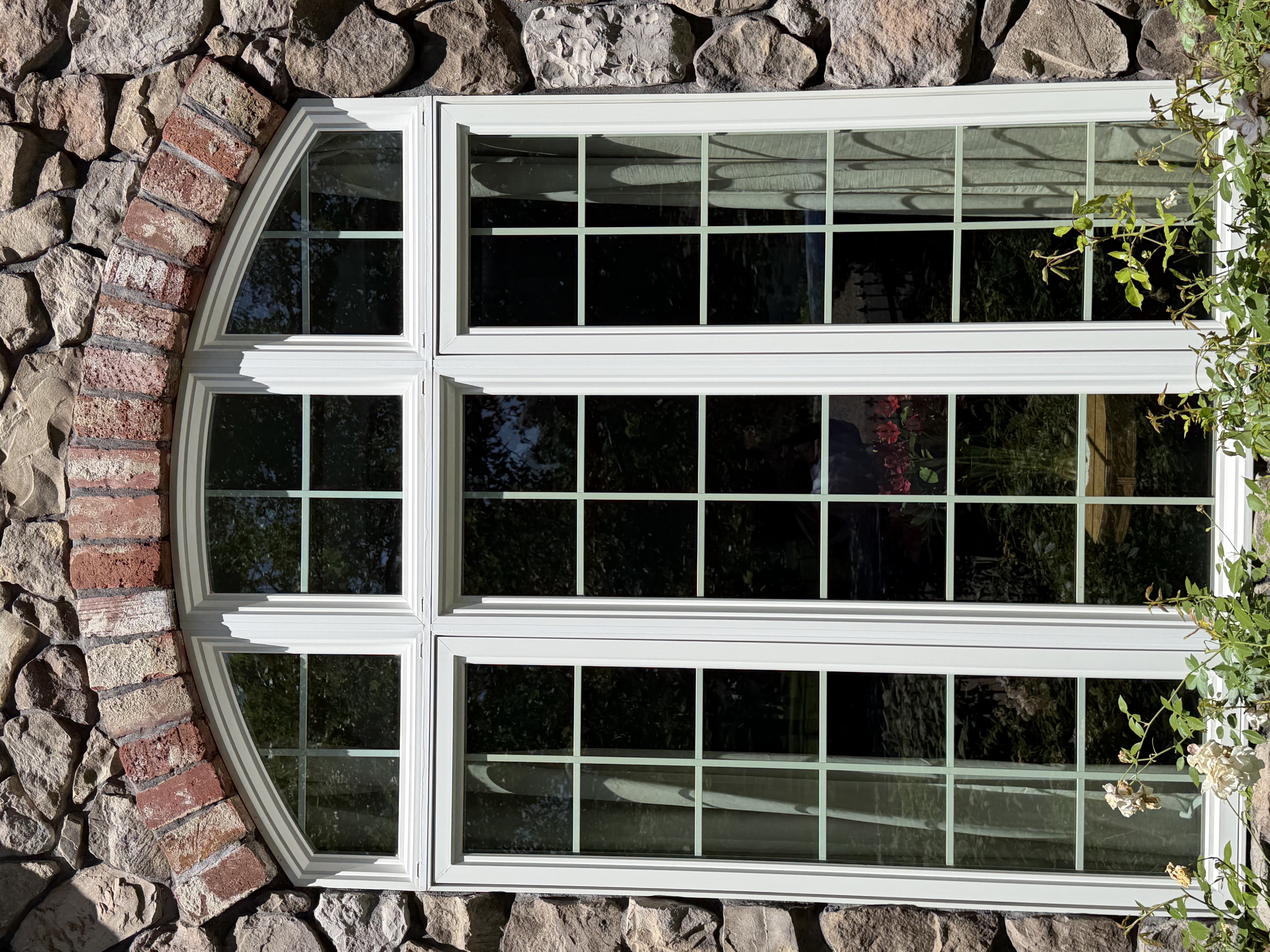 Arched window cleaning Sacramento