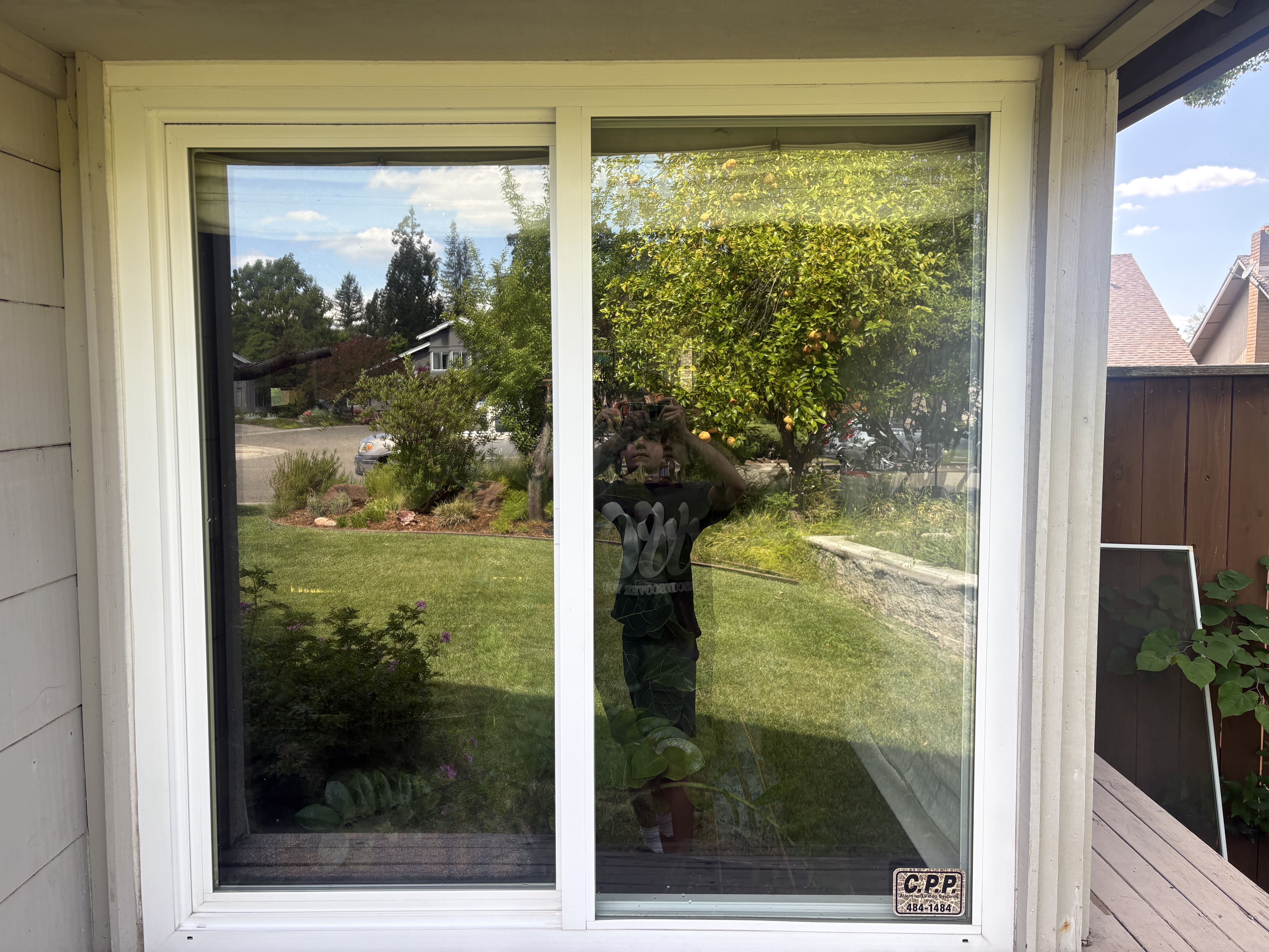 Sliding door cleaning Sacramento
